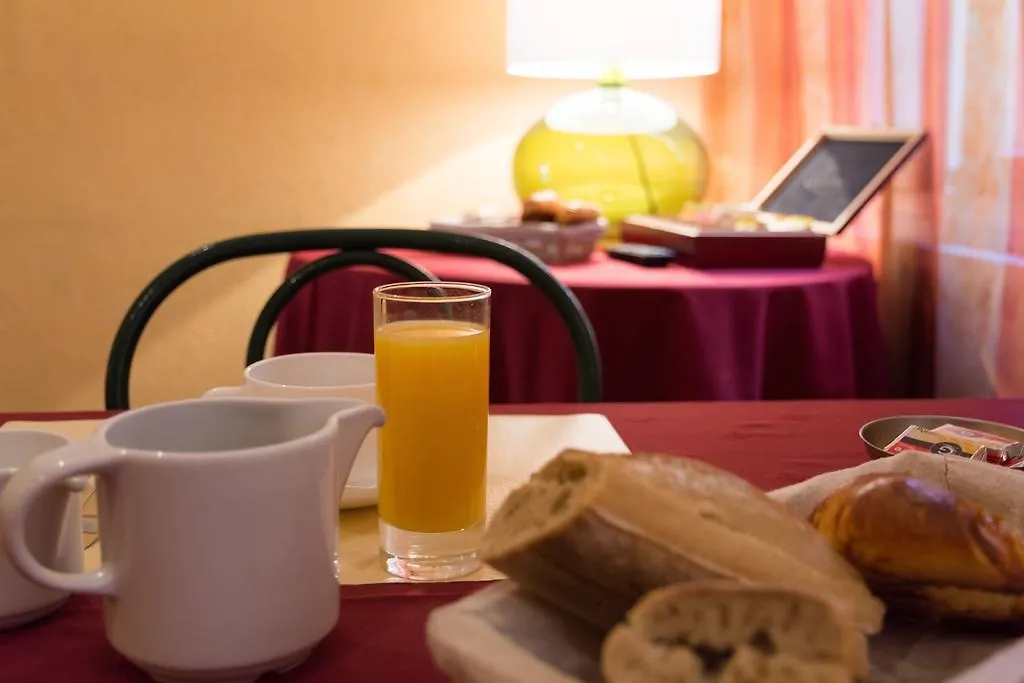 Hotel Jaures Tolone Francia